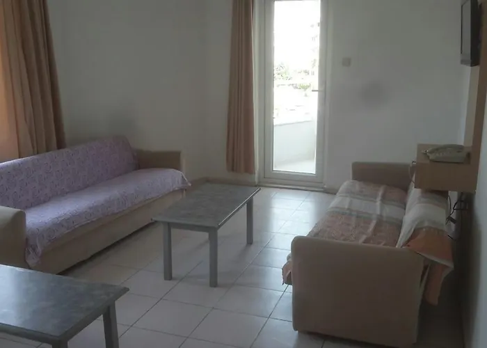 Aparthotel Lale Apart *